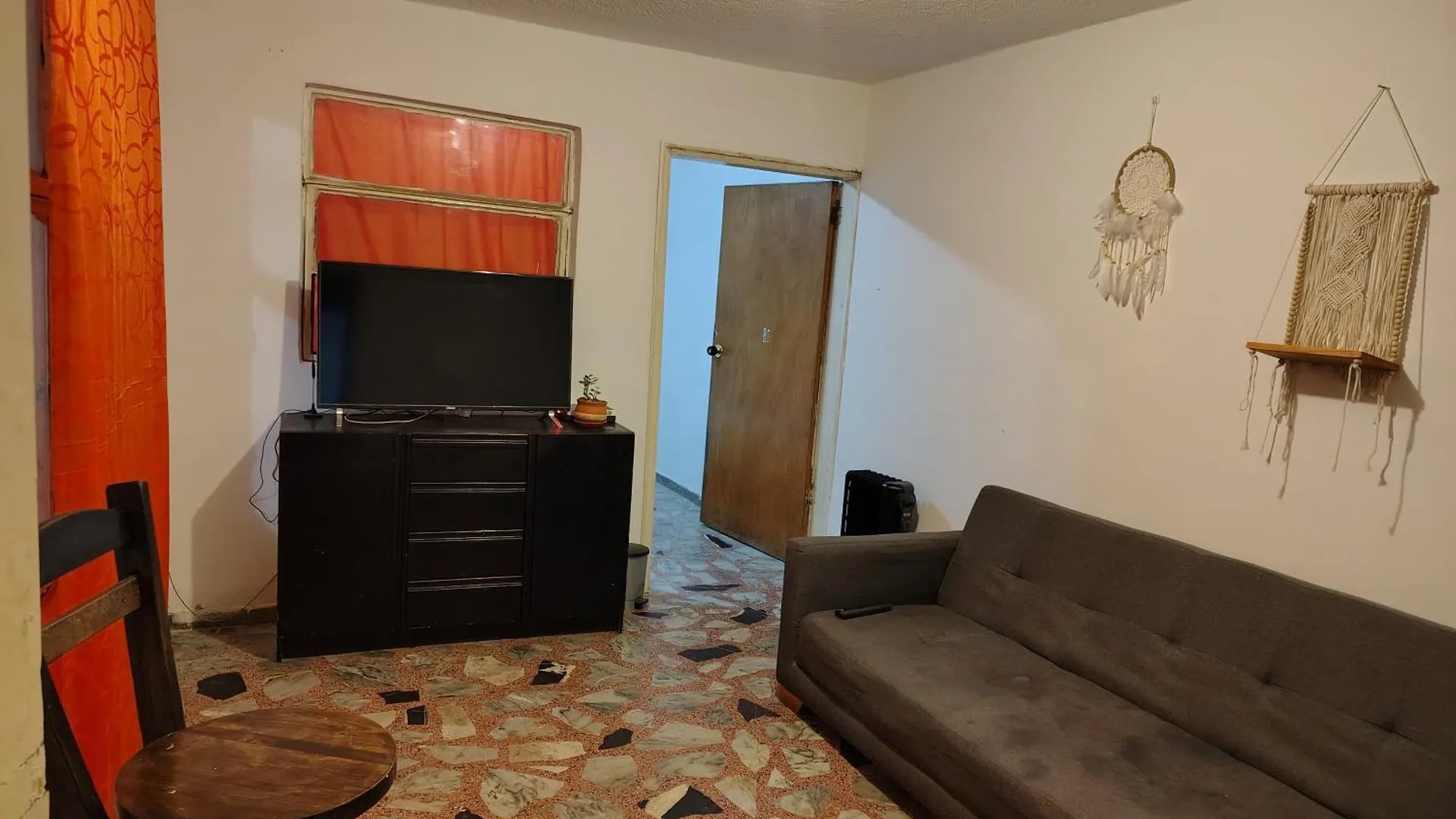 Homestay Alojamiento Para Viajero Cerca Al Aeropuerto Bogota